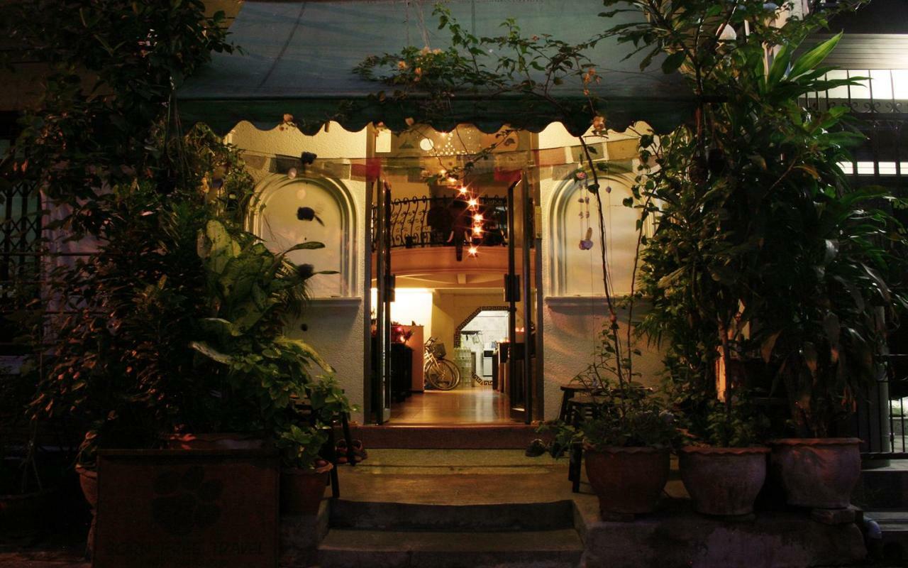 Born Free Hostel Bangkok Eksteriør bilde