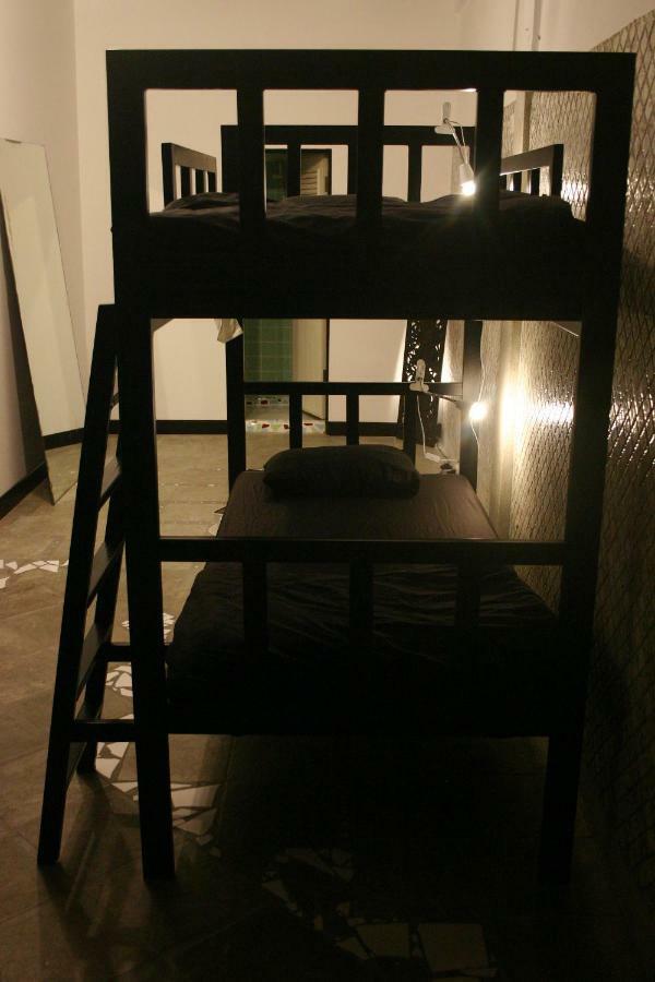 Born Free Hostel Bangkok Eksteriør bilde