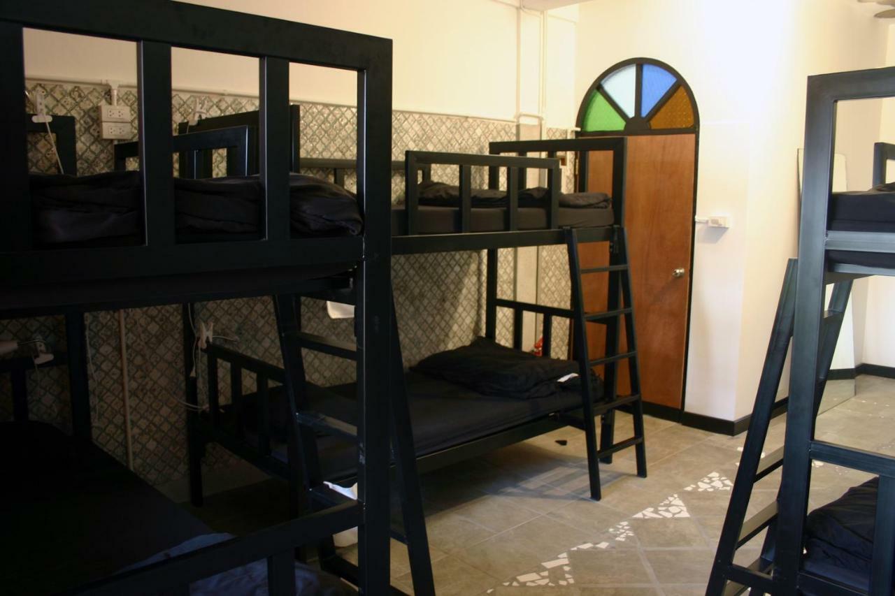 Born Free Hostel Bangkok Eksteriør bilde