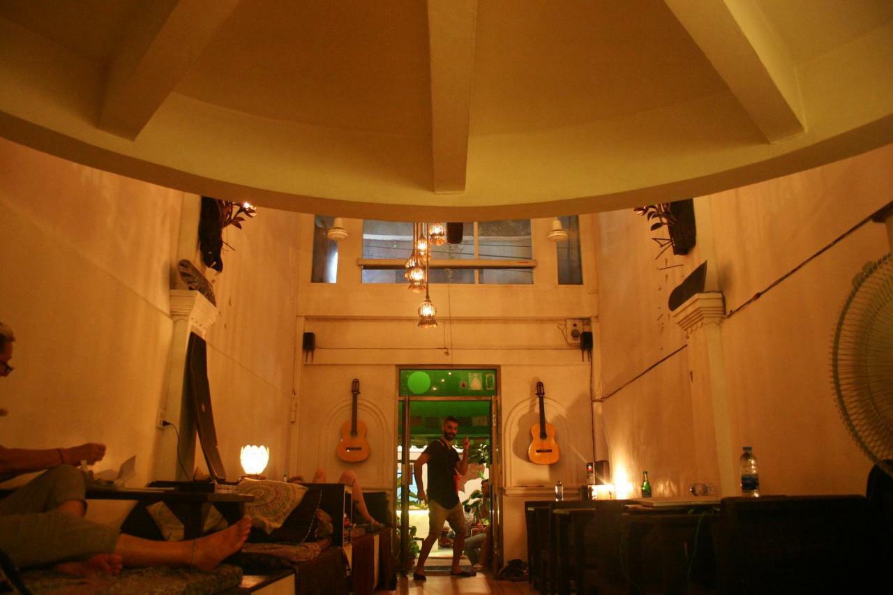 Born Free Hostel Bangkok Eksteriør bilde
